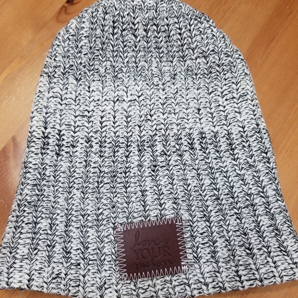 Love your melon beanie nwot